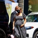 Sofia Richie – Shopping for baby clothes in maternity dress in Beverly Hills - 454 x 681
