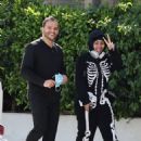 Blac Chyna – Walks to her Mercedes G-Wagon in Los Angeles