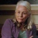 Ellen Geer- as Viola Maddox