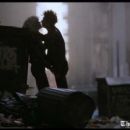 Gary Oldman as Sid Vicious and Chloe Webb as Nancy in Sid and Nancy (1986) - 454 x 255