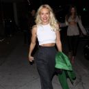Nicky Whelan – Leaves dinner at Craig’s Restaurant in West Hollywood - 454 x 681