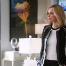 Supergirl - Calista Flockhart - 454 x 255