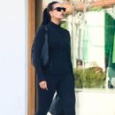 April Love Geary – Seen during a solo shopping session in Malibu - 454 x 681