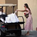 Kelly Dodd – Shopping candids in Palm Springs - 454 x 412