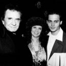 Johnny Cash and June Carter Cash - 454 x 382