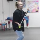 JoJo Siwa – Seen after cosmetic makeover in Los Angeles - 454 x 641