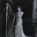 The Divine Lady - Corinne Griffith - 454 x 573