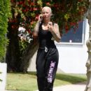 Amber Rose – Seen on the phone in Los Angeles
