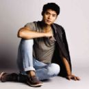Mikael Daez - 454 x 303