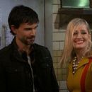 2 Broke Girls (2011) - 454 x 340