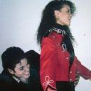 Tatiana Thumbtzen, Michael Jackson - 454 x 573