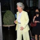 Emma Thompson – Seen leaving her hotel in New York - 454 x 681