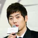 Jae-Won Kim - 400 x 464