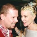Alexander McQueen and Daphne Guinness at Vogue’s 90th anniversary party in London, 2006 - 454 x 310