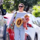 Claudia Karvan – Leaving her home in Sydney - 454 x 681