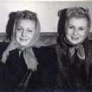 Lyudmila Tselikovskaya and Valentina Serova - 454 x 307