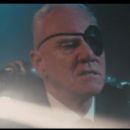 Suck - Malcolm McDowell - 454 x 255
