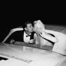 Jayne Mansfield and Mickey Hargitay - 454 x 364