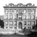 Defunct girls' schools in the United States