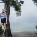Dewi Driegen for Grazia France June 19, 2015 - 454 x 291