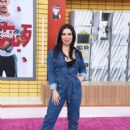 Isabella Gomez – ‘Bullet Train’ premiere in Los Angeles - 454 x 682