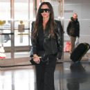 Victoria Beckham – Arrives at JFK Airport in New York - 454 x 681