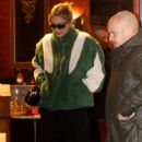 Gigi Hadid – On a night out at the Al-Ajami Lebanese restaurant in Paris - 454 x 807