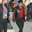 Gugu Mbatha-Raw – On the set of ‘Lift’ in Venice - 454 x 659