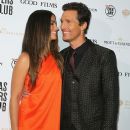 Camila Alves and Matthew McConaughey: movie premiere