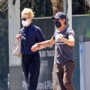 Nicole Kidman – With Keith Urban seen while running errands in Sydney - 454 x 632