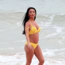 Chelsee Healey – Showed off her amazing partum body in Lanzarote - 454 x 615