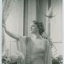 Zarah Leander - 454 x 611