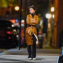 Emily Ratajkowski – Gets dinner at Holiday Cocktail Lounge in New York City