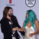 Juanes and Karol G – Latin American Music Awards 2021 - 407 x 612