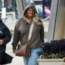 Kerry Katona – Caught up in storm Eunice while arriving at Steph’s Packed Lunch - 454 x 681