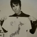Liam Gallagher - In Rock Magazine Pictorial [Japan] (11 June 2013) - 399 x 594