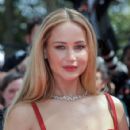 Jennifer Lawrence - 424 x 646