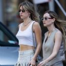 Suki Waterhouse – Pictured with her sister Imogen in New York - 454 x 681
