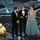 Oscar Isaac, Mark Hamill and Kelly Marie Tran  - The 90th Annual Academy Awards - 454 x 303