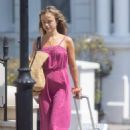 Lady Amelia Windsor – On a stroll in Notting Hill - 454 x 670