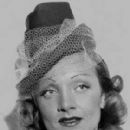 Marlene Dietrich - 280 x 350