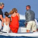 Victoria Beckham – Arriving at Ernesto Bertarelli Beach in Saint Tropez - 454 x 311