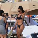 Metisha Schaefer in Black Bikini at the beach in Miami - 454 x 681