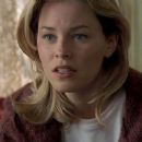 Elizabeth Banks- as Jaina Jensen - 454 x 255