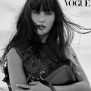 Praya Lundberg - Vogue Magazine Pictorial [Thailand] (April 2022) - 454 x 568