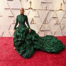 Jada Pinkett Smith – 2022 Academy Awards at the Dolby Theatre in Los Angeles - 454 x 377