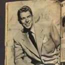 Ronald Reagan - Movie Stars Magazine Pictorial [United States] (January 1942) - 454 x 605