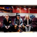 2025-01-30 Fireaid concert w/ THE BLACK CROWES - 454 x 454