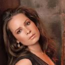 Holly Marie Combs - 454 x 865