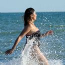 Elisa Isoardi – In a black swimsuit in Fiumicino - 454 x 629